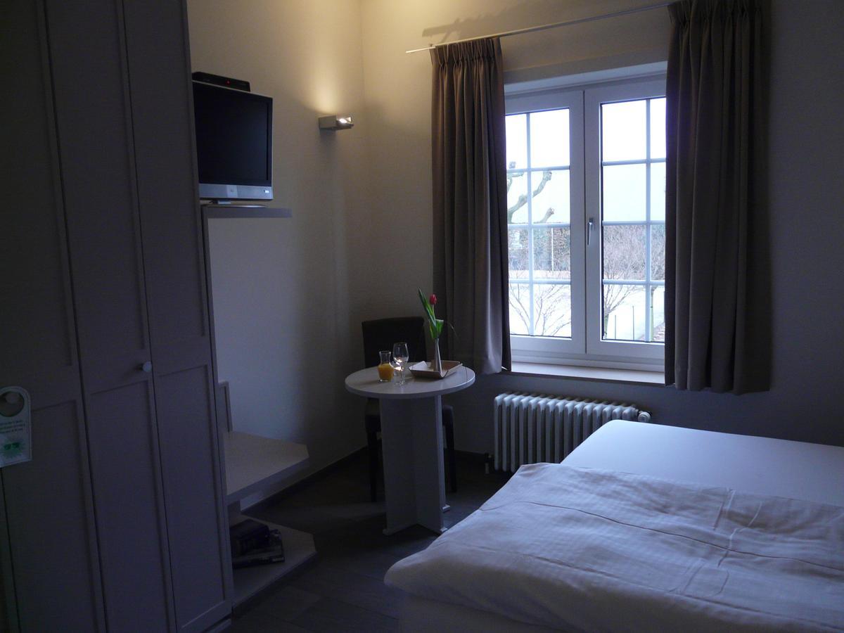 El Parador Tielt Esterno foto